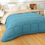 Couette Uni 2 places 220×240 bleu canard et beige