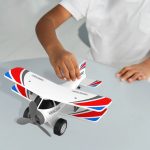 Avion jouet à manivelle pour enfant - Image 4