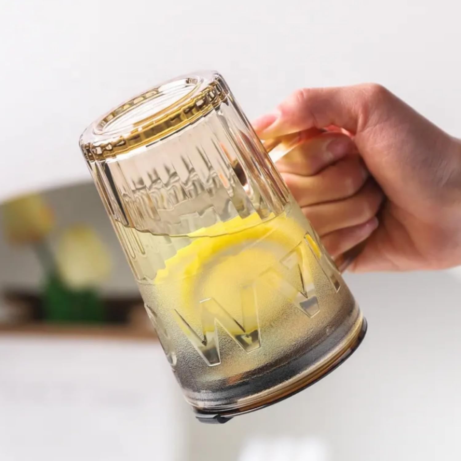Tasse-verre-transaprent-cadeau-paille-anti-fuitvente-en-ligne-yallafid-tunisie-verre-marron-tabarka-sousse-jerba-siliana-1 Tasse en verre transparent 450 ml avec paille et couvercle - Image 4