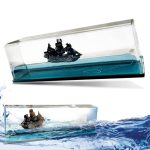 Bateau Pirate sur Vagues Dynamiques