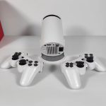 Projecteur de Jeu Smart 2en1 Ultra HD avec 2 manettes sans fil – Image 4