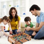 Mini baby-foot de table en bois – Image 3