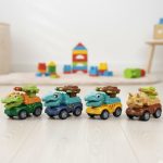 Ensemble de véhicules à friction de 4 dinosaures